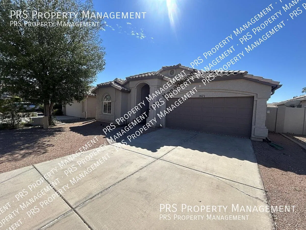 Beautiful Gilbert Home Showings Begin October 13th — Photo 1