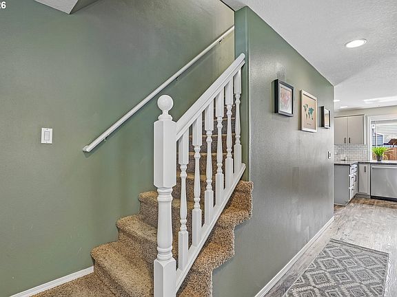 4th image of 15505 NE 82nd Cir