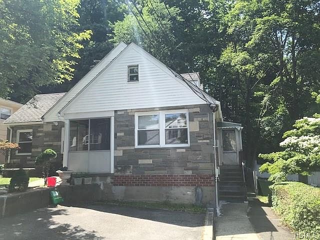 1st image of 92 Emmalon Ave
