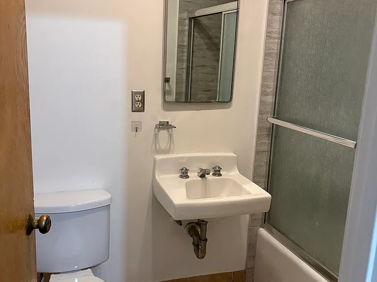 2843 San Fernando Rd #5 — Photo 4