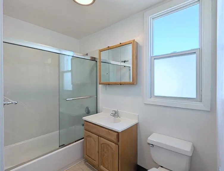 2661 California St #9 — Photo 16
