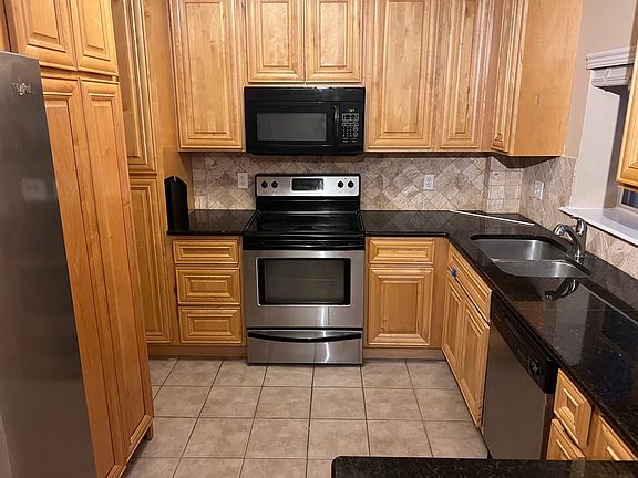 4th image of 3434 Blanding Blvd Unit 231