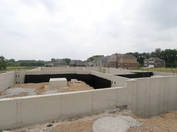 2778 Sky Crossing Dr, Beavercreek, OH 45434