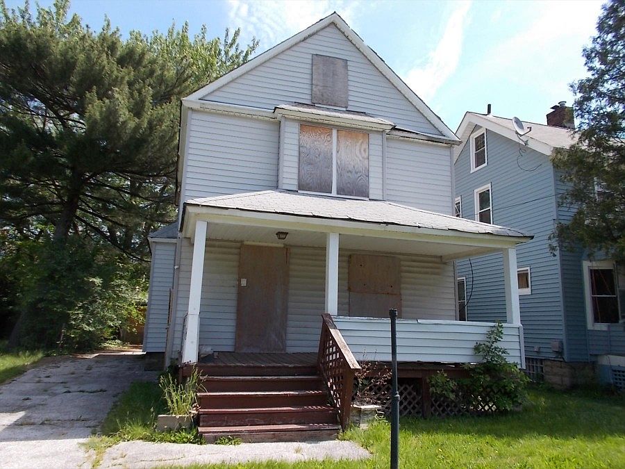 1st image of 18909 Ironwood Ave