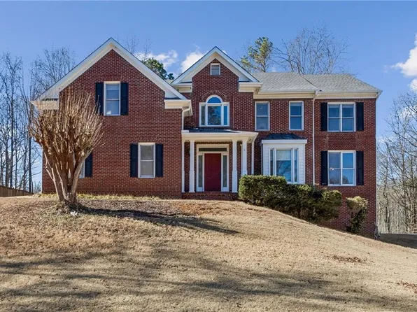 4645 Hamptons Dr, Alpharetta, GA 30004