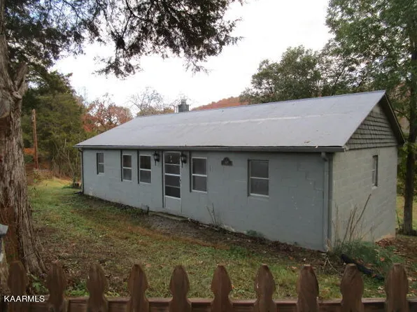 428 Green Welch Rd, Washburn, TN 37888