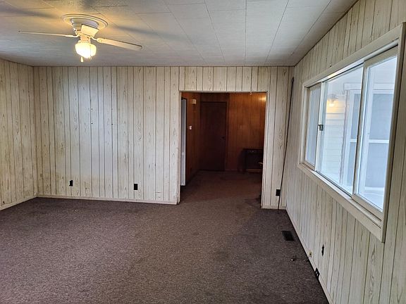 3rd image of 1510 N Grand Ave