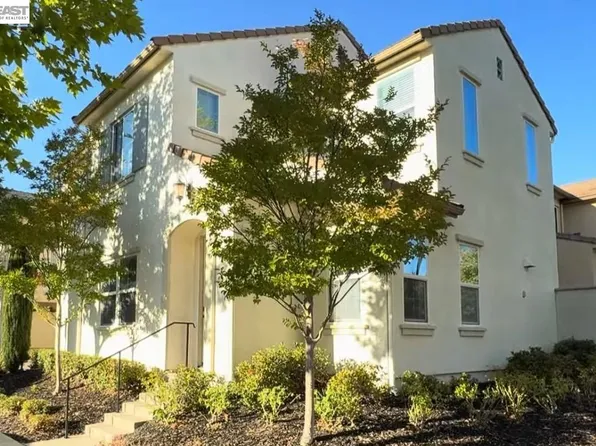 3450 Bramante Ln, Dublin, CA 94568