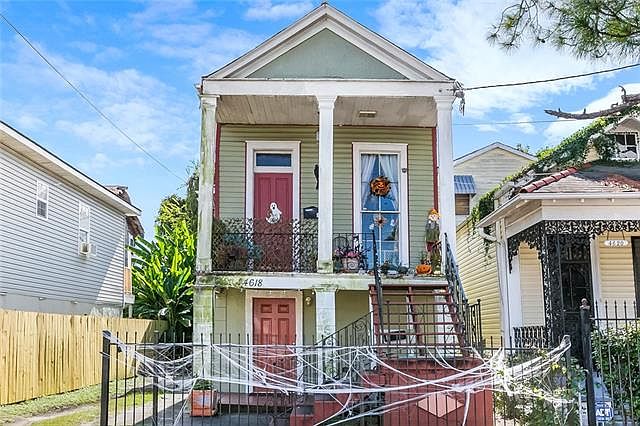 1st image of 4618 Clara St