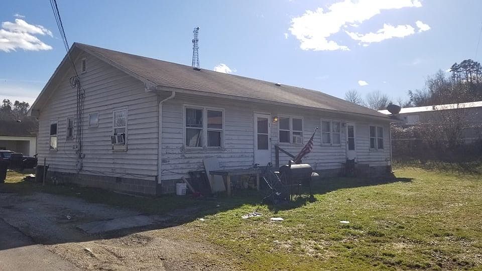 2nd image of 100-107 Short St