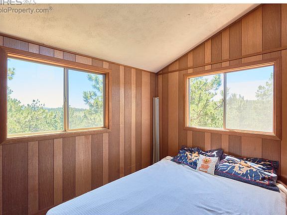 Upper Level bedroom