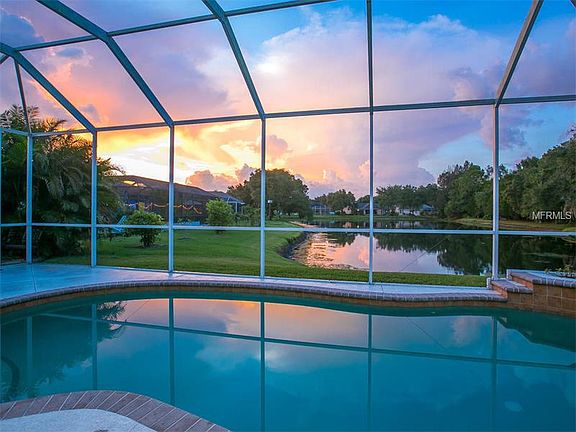 4th image of 6723 Duck Pond Ln
