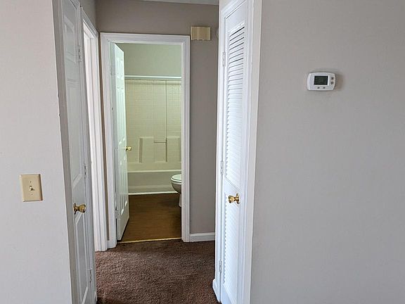 5th image of 3635 Willow Creek Ct
