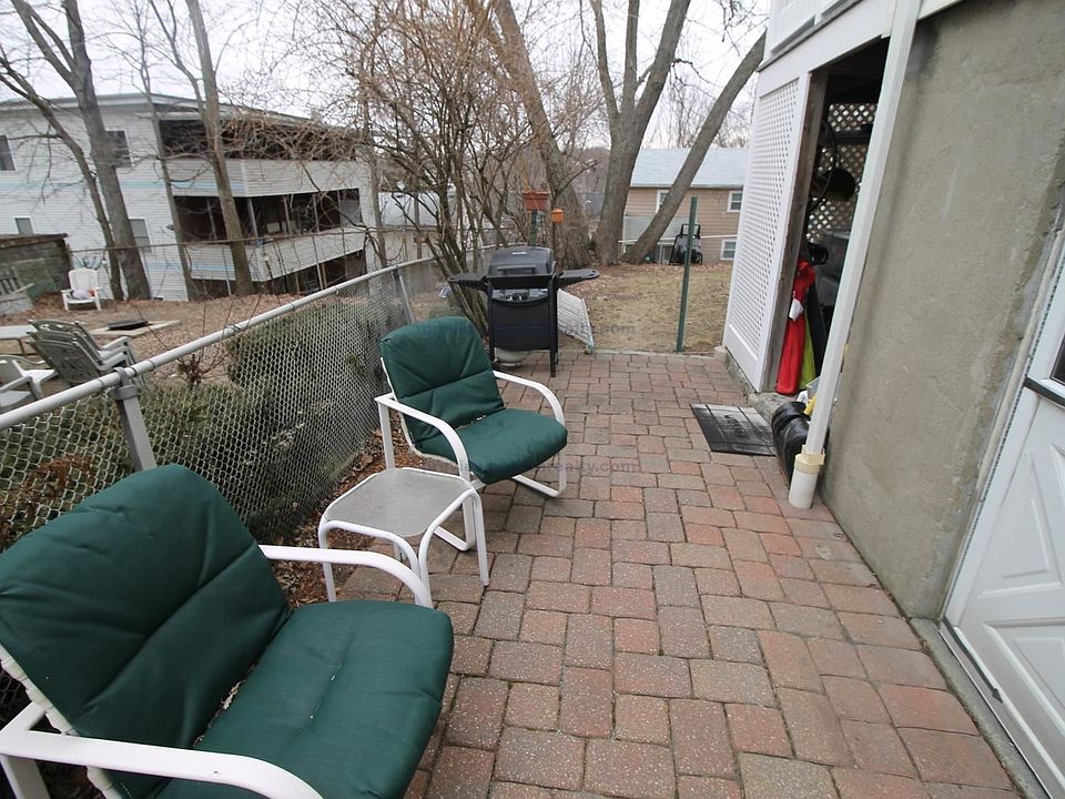 1st image of 12 Bostonia Ave APT Na-oj