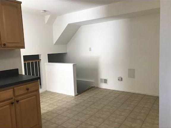 2nd image of 133 Anthony St #2