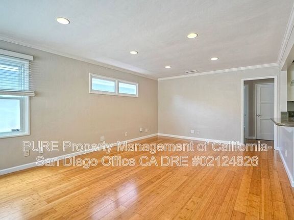 4th image of 3054 Nile St