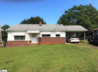 104 Dowling St, Easley, SC 29640