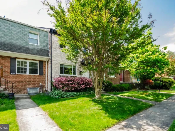 10413 Courthouse Dr, Fairfax, VA 22030