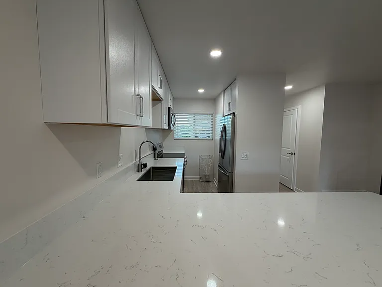 506 Margie Pl — Photo 3