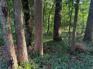 8 Catoosa Woods Dr, Lancing, TN 37770
