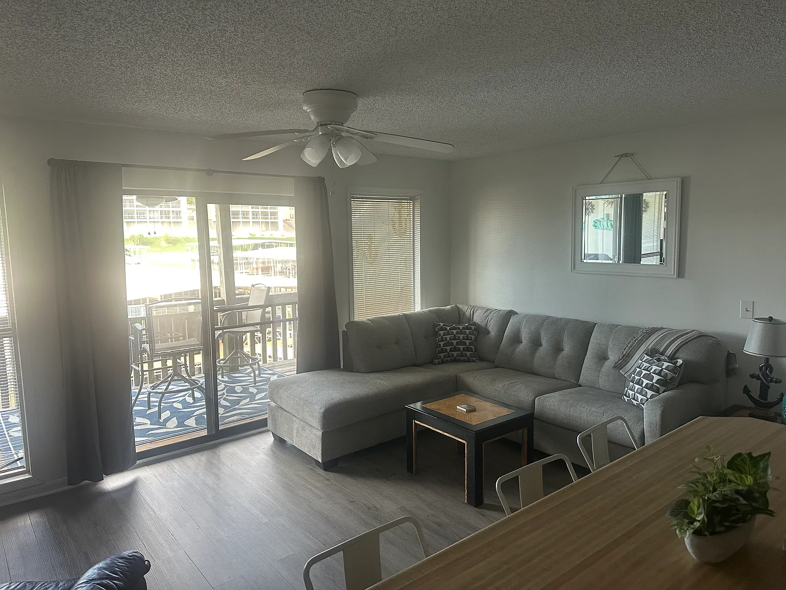 1 bed, 640 sqft, $1,500 — Photo 4