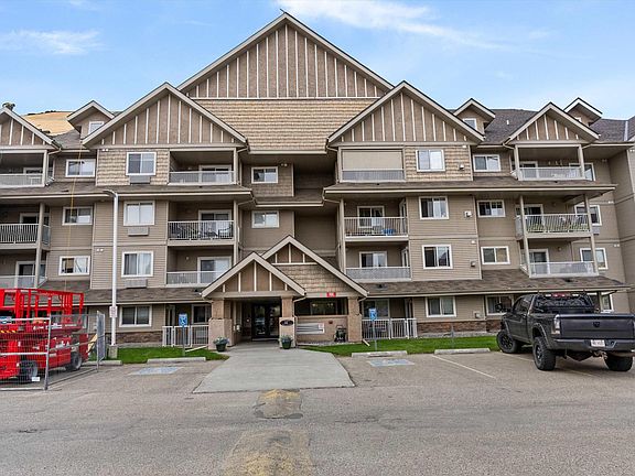 3rd image of 6 Spruce Ridge Dr #305