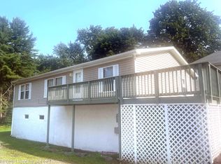 92 Carverton Rd, Shavertown, PA 18708