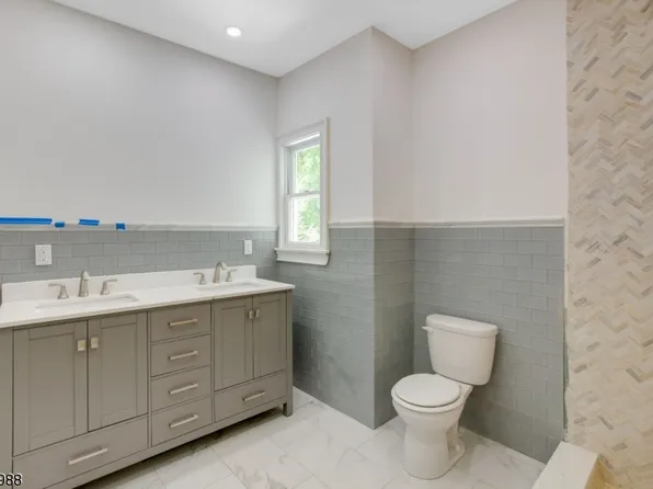 198-204 Ballantine Pkwy, Newark, NJ 07104