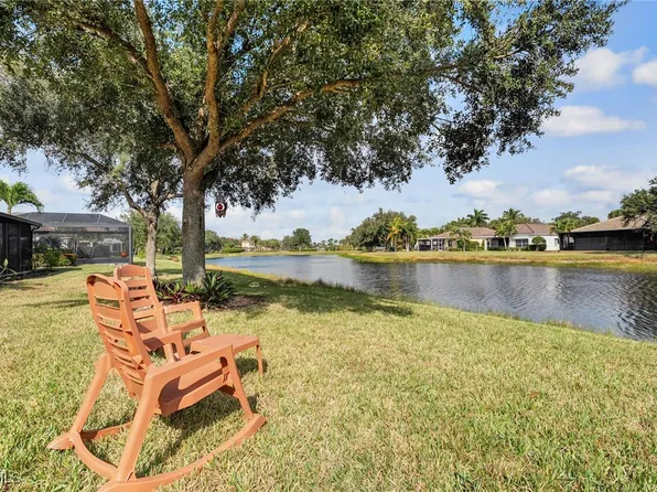 2549 Deerfield Lake Ct, Cape Coral, FL 33909