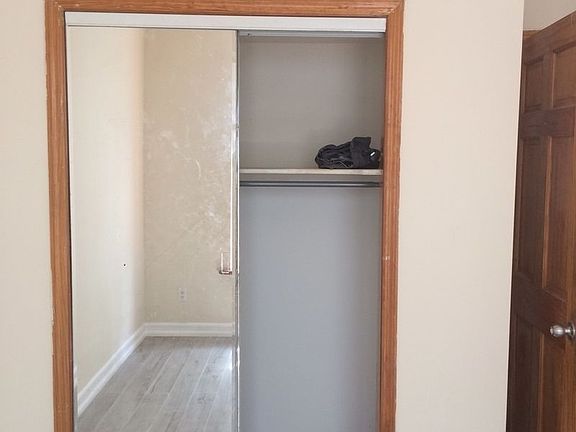 5th image of 6815 6th Ave APT 1R
