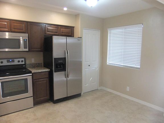 3rd image of 3626 N 37th St Unit 16