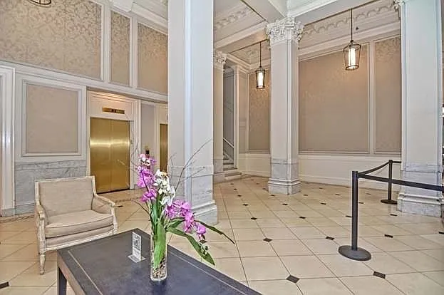 21 Beacon St #2J — Photo 4