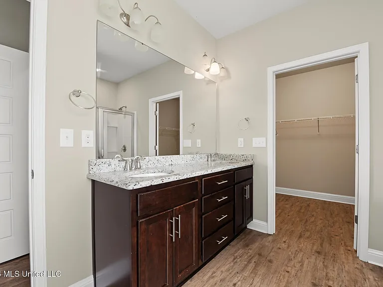 14894 Calcutta Dr — Photo 13