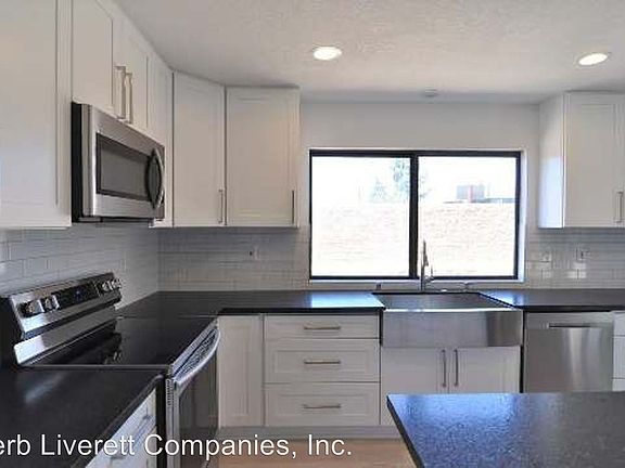 2nd image of 8968 Van Gogh Cir