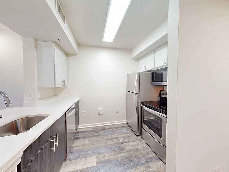 Andover House — Photo 31