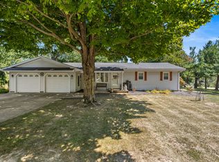 4216 Anderson Dr, Heyworth, IL 61745