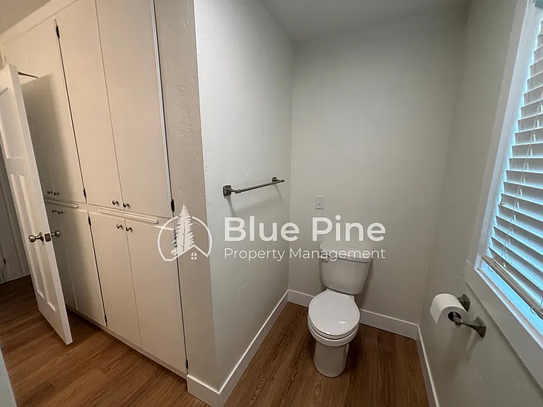 351 Yale Ave — Photo 17