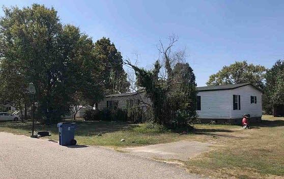 2nd image of 2891 Dalzell St