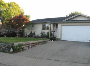 1703 Pauline Way, Petaluma, CA 94954