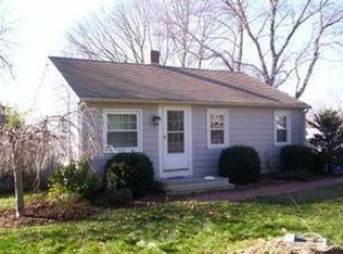 18 Summit St, Middleboro, MA 02346