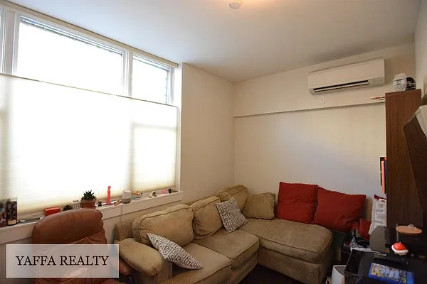 Rented by Yaffa Realty LLC | media 27