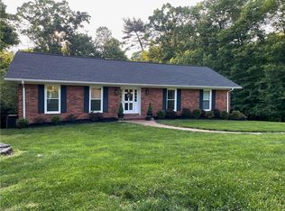 727 Greenhill Rd, Mount Airy, NC 27030
