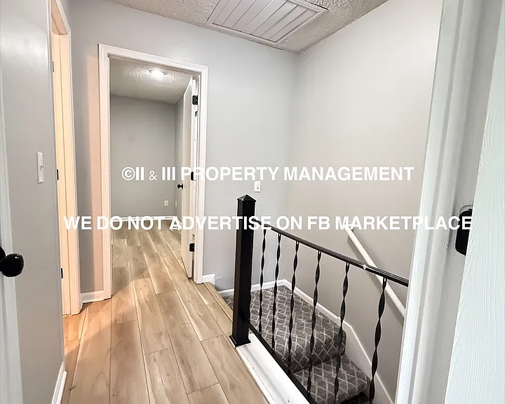 1933 Lawrence Ct — Photo 11