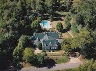 8171 Frogtown Rd, Marshall, VA 20115