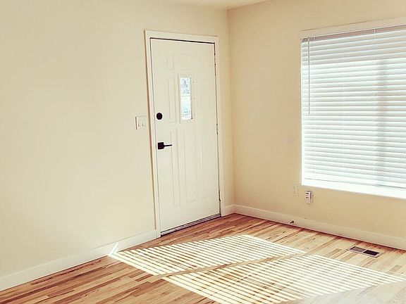 2nd image of 766 E 300 S APT 5