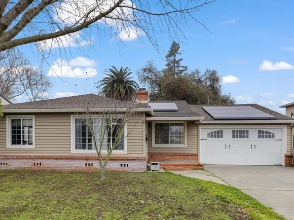 5 Gibson Rd, Woodland, CA 95695