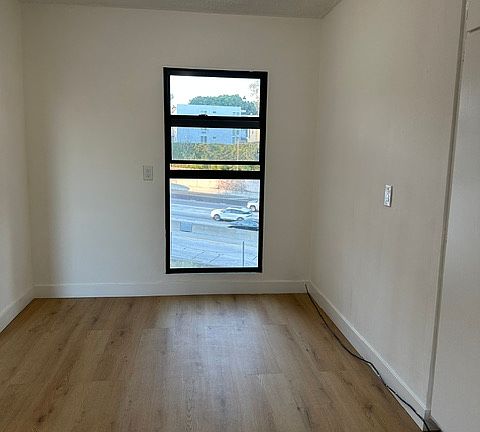 4th image of 5919 Carlos Ave APT 6