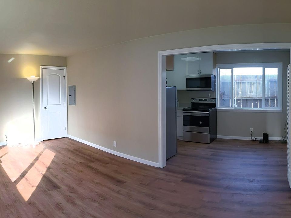 1st image of 684 Oakside Ave Unit 2