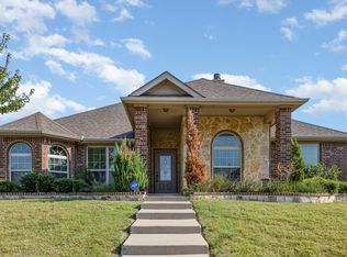908 Lincoln Dr, Royse City, TX 75189