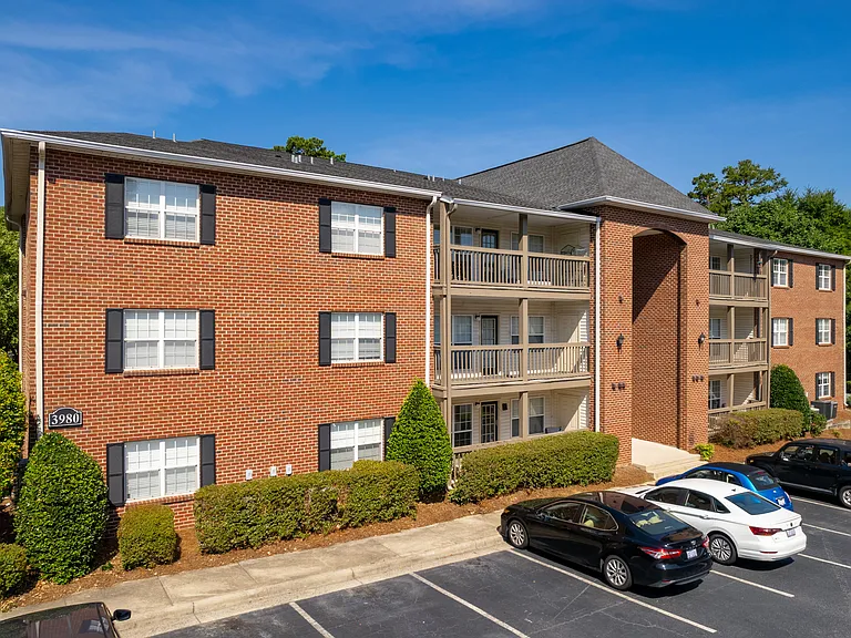 Deep River Pointe — Photo 46